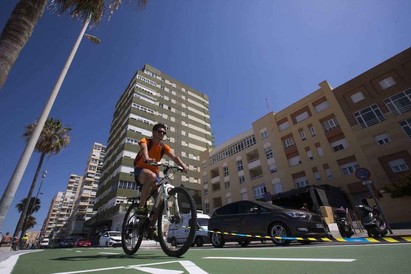 El nuevo carril bici de Cádiz ya funciona